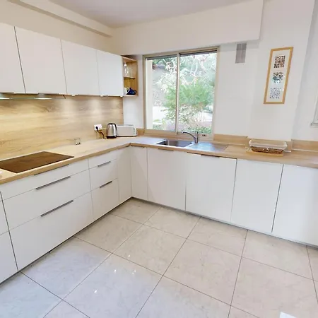 3p Climatise Avec Grande Terrasse, Piscine Et Wifi - Fr-1-196-350 Appartement *