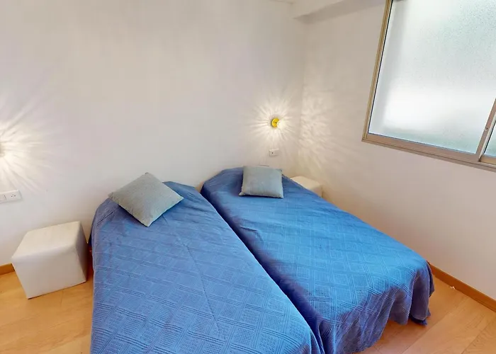 아파트 Grand 3p Climatise Avec Terrasse Dans Calme Avec Piscine - Fr-1-196-350